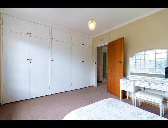 2 BEDROOM TOWNHOUSE FOR SALE IN HELDERKRUIN